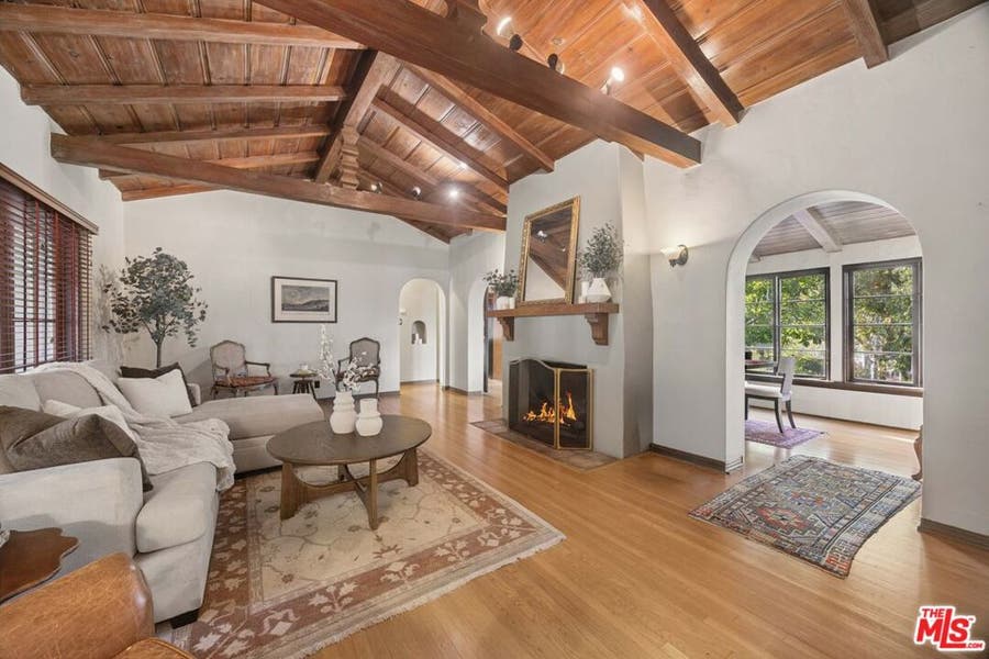 Property photo for 11325 Sunshine Terrace, Studio City, CA
