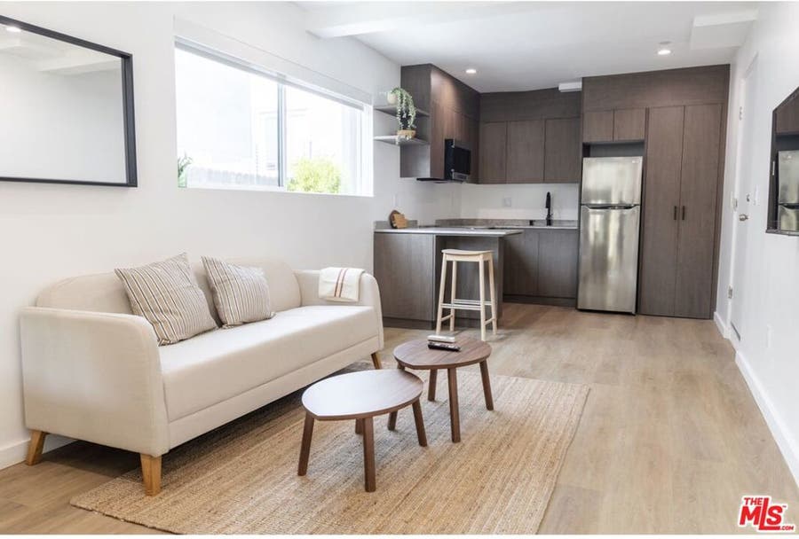 Property photo for 923 N Mariposa Avenue, #1/4, Los Angeles, CA