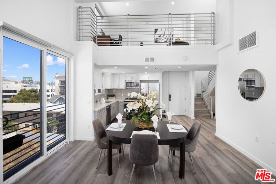Property photo for 1055 S Serrano Avenue, #505, Los Angeles, CA