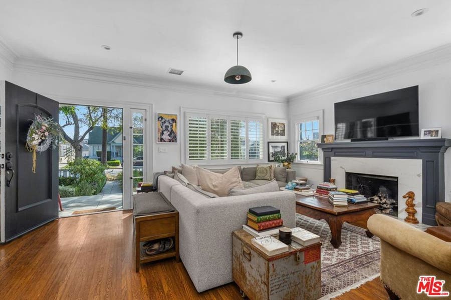 Property photo for 1117 S Manhattan Place, Los Angeles, CA