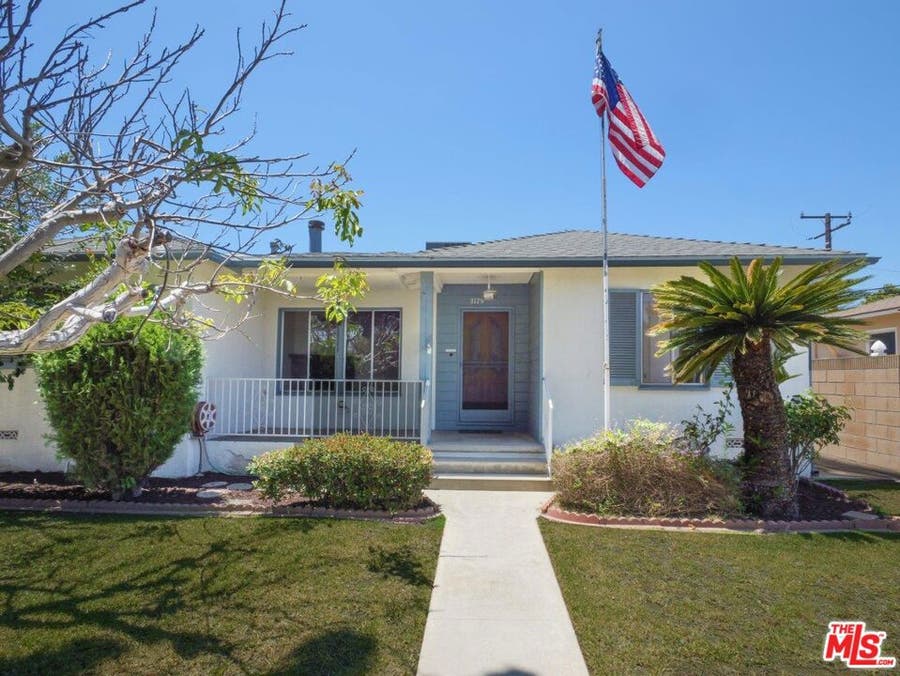 Property photo for 3179 Marwick Avenue, Long Beach, CA