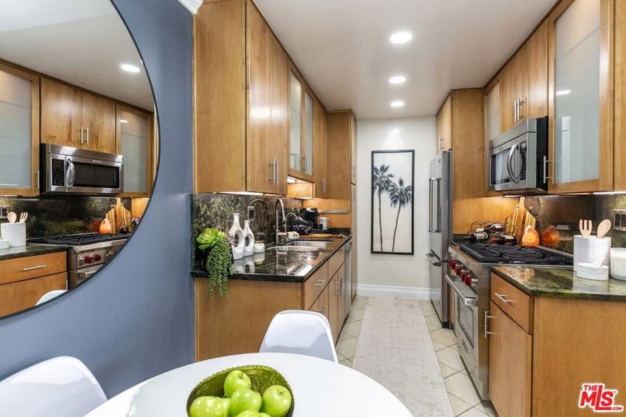 Property photo for 2721 2nd Street, #106, Santa Monica, CA