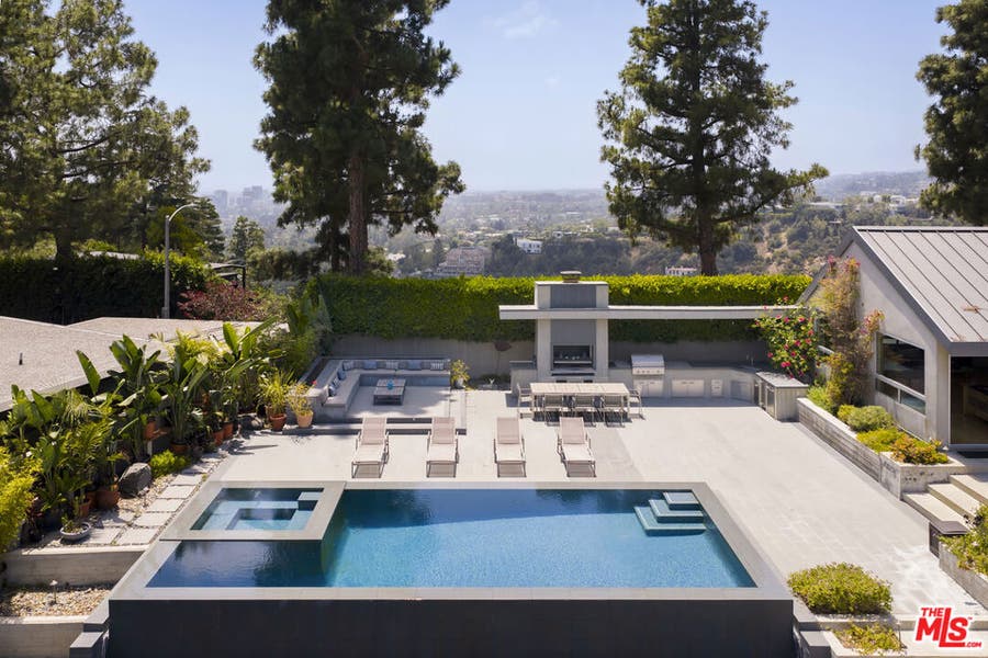 Property photo for 1270 Lago Vista Drive, Beverly Hills, CA