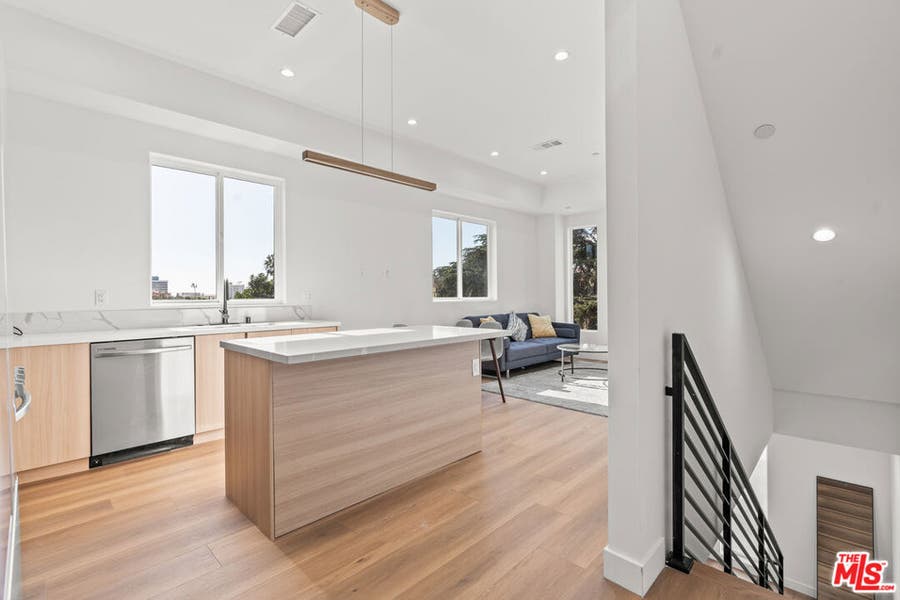 Property photo for 236 S Carondelet Street, Los Angeles, CA