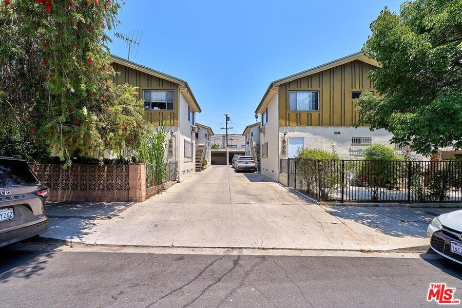 Property photo for 968 S New Hampshire Avenue, Los Angeles, CA