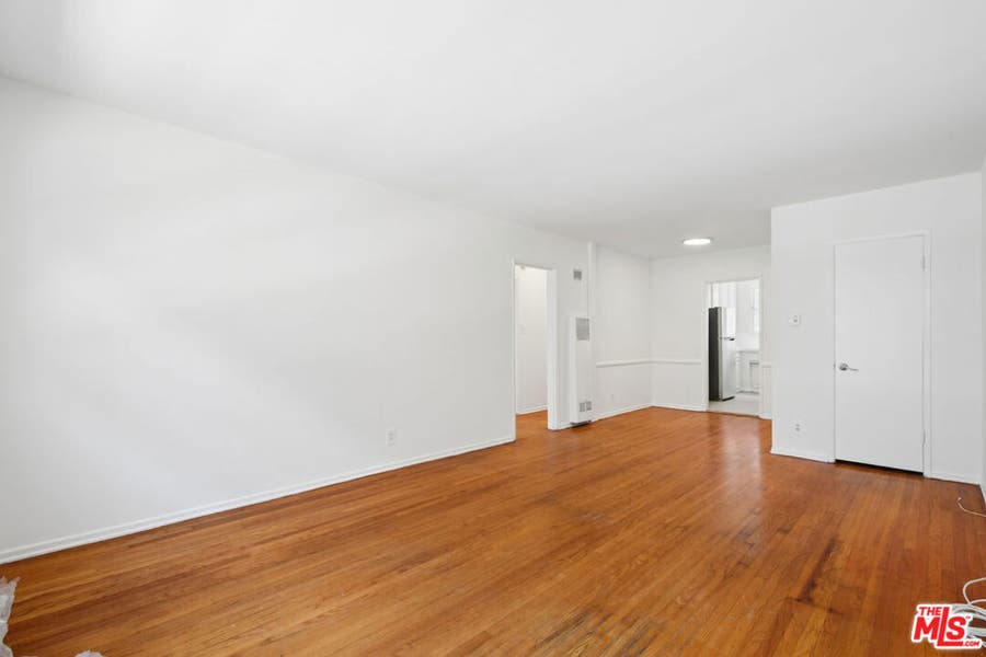 Property photo for 1138 S Sherbourne Drive, #3, Los Angeles, CA