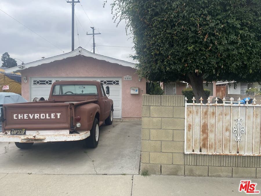 Property photo for 606 W Galavan Street, Carson, CA