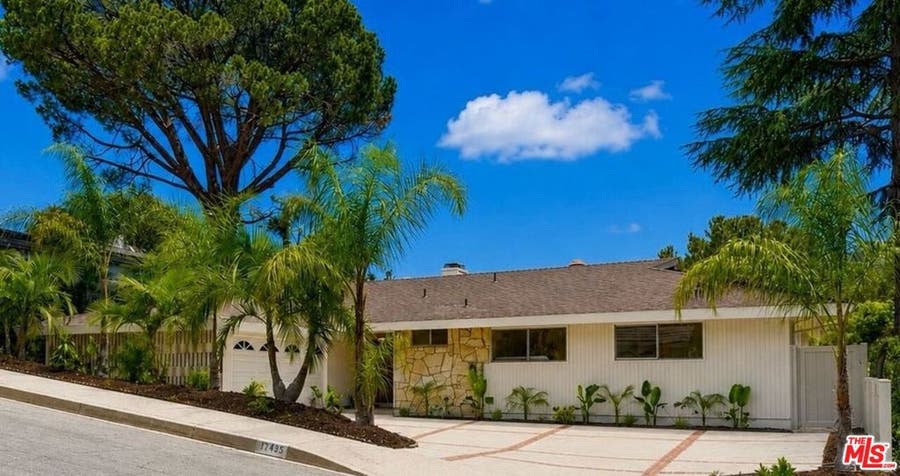 Property photo for 11425 Dona Evita Drive, Studio City, CA