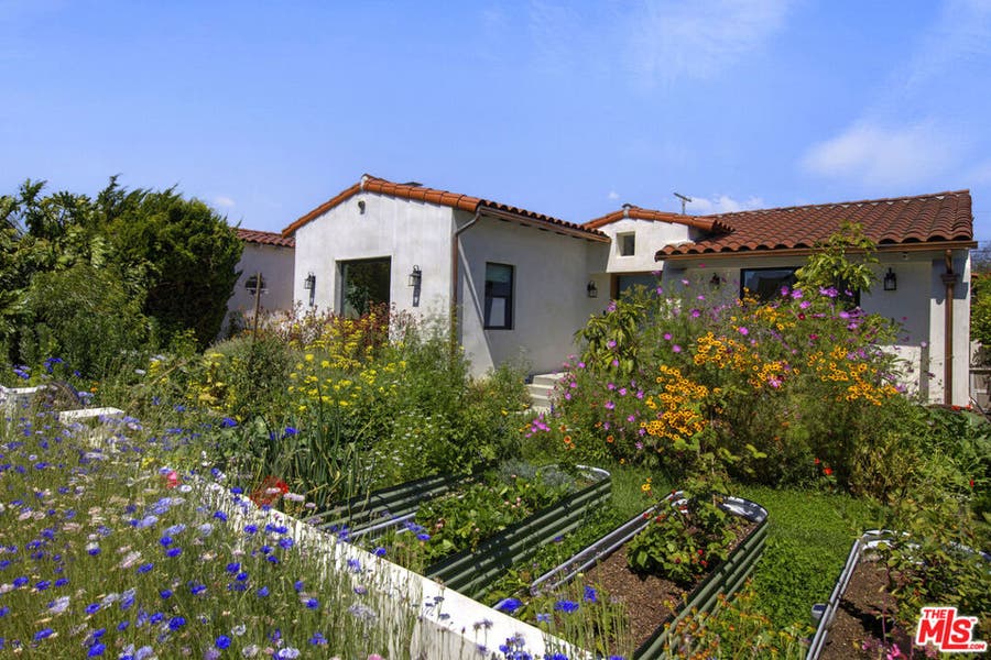 Property photo for 3952 Sutro Avenue, Los Angeles, CA