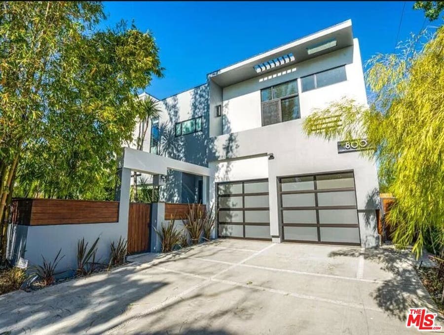 Property photo for 800 N Harper Avenue, Los Angeles, CA