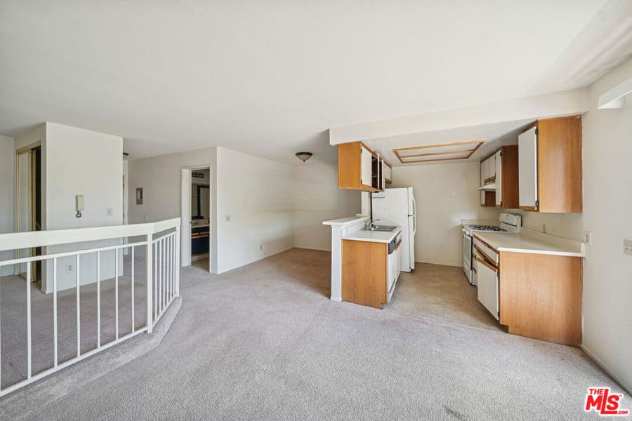 Property photo for 1519 N Martel Avenue, #111, Los Angeles, CA