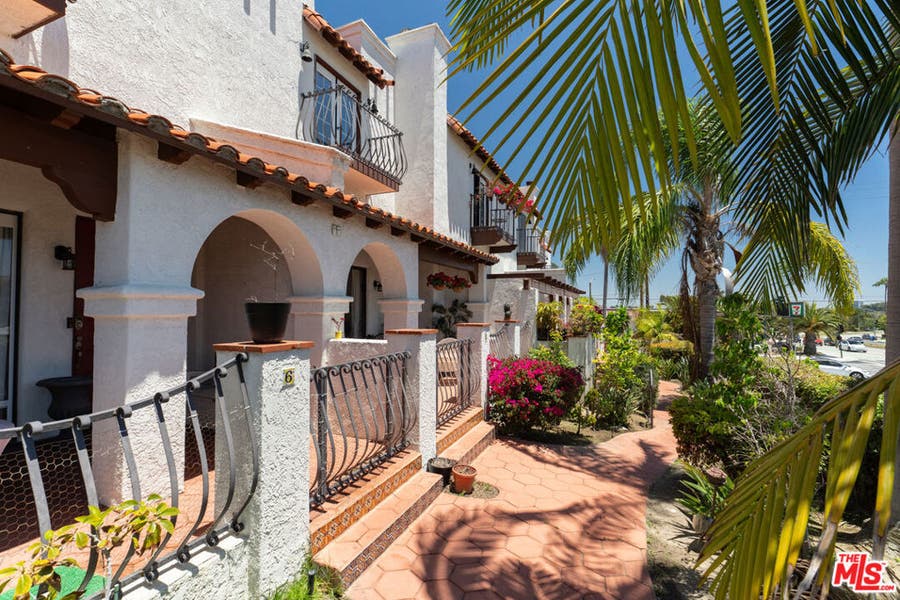 Property photo for 223 S Prospect Avenue, #5, Redondo Beach, CA