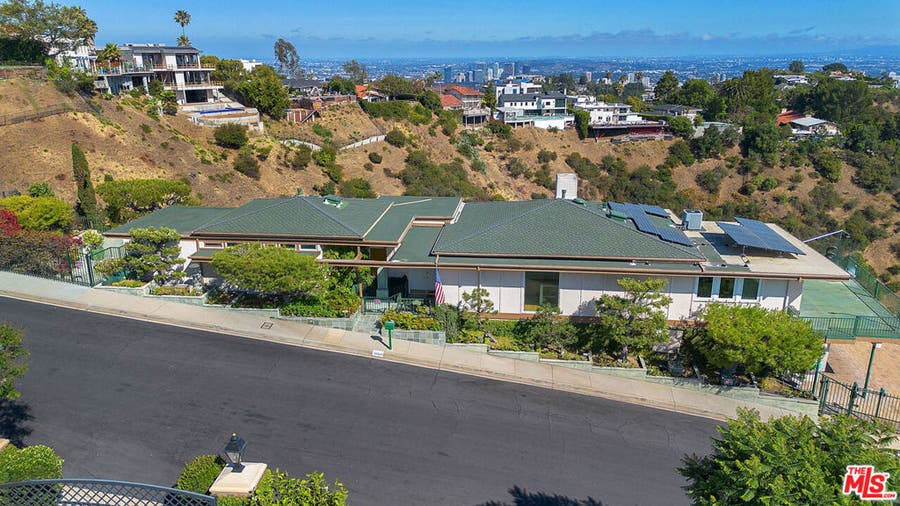 Property photo for 10924 Savona Road, Los Angeles, CA