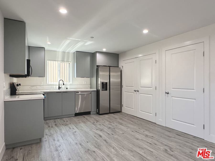 Property photo for 11512 Oxford Avenue, #G, Hawthorne, CA
