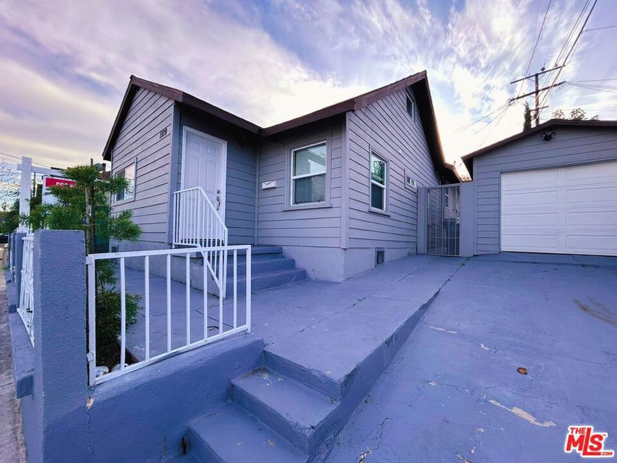 Property photo for 1109 N Chester Avenue, Inglewood, CA