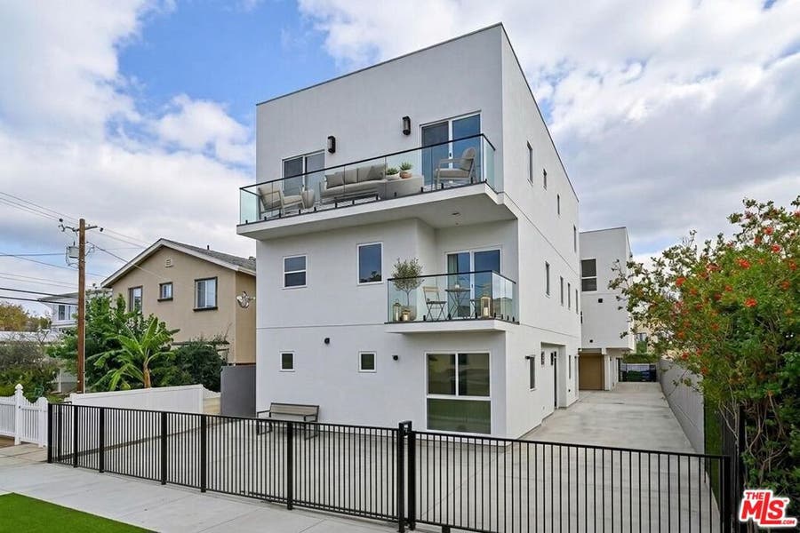 Property photo for 1108 Queen Anne Place, Los Angeles, CA