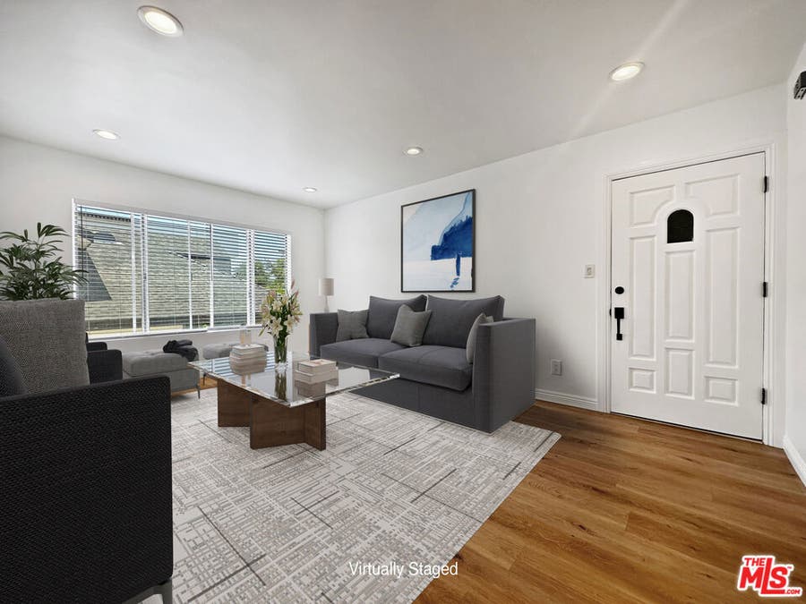 Property photo for 2841 S Sycamore Avenue, #3, Los Angeles, CA