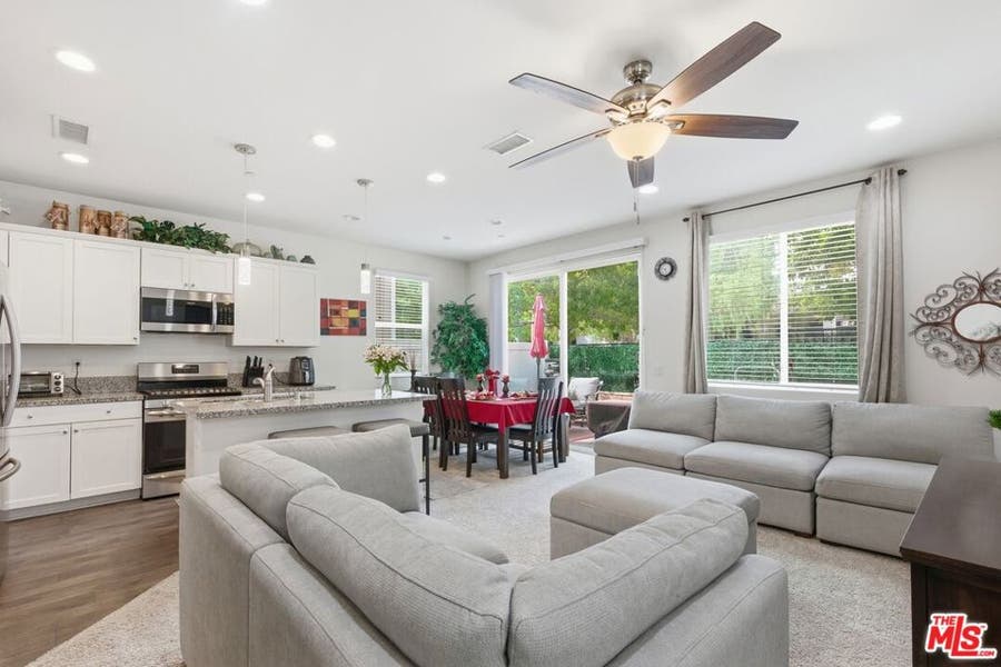 Property photo for 22820 W Olive Way, West Hills, CA