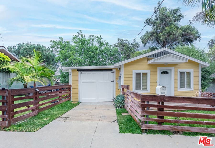Property photo for 830 Terrace 49, Los Angeles, CA