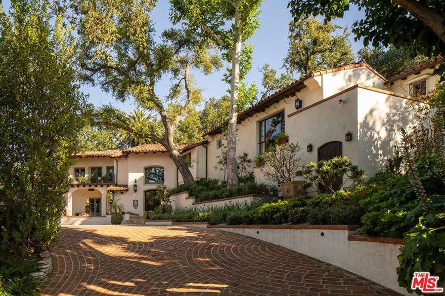 Property photo for 17610 Hidden Oaks Road, Encino, CA