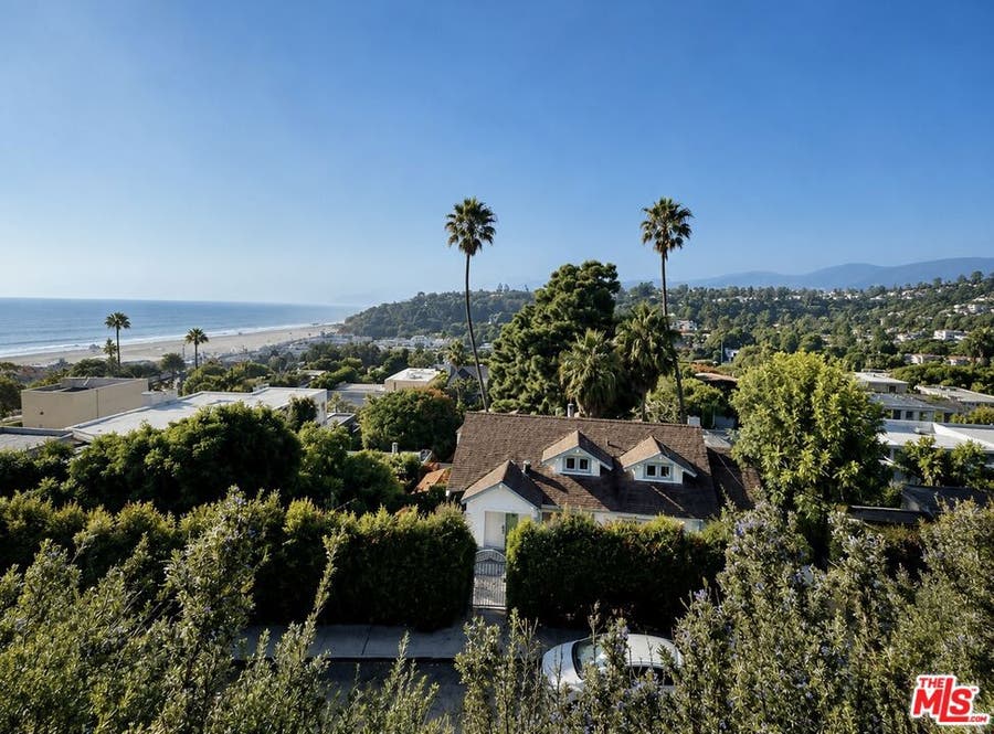 Property photo for 207 Ocean Ave Ext, Santa Monica, CA