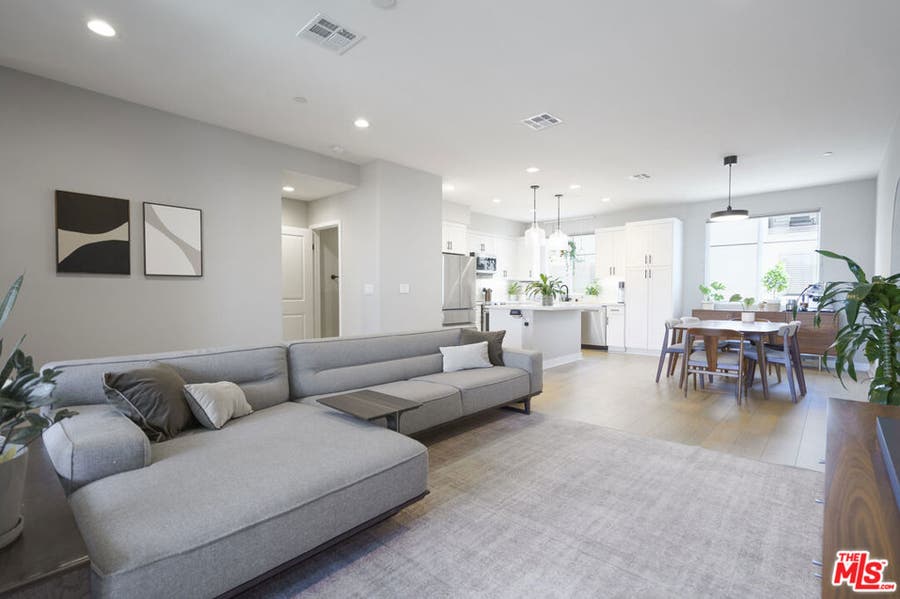 Property photo for 2189 Bluewing Walk, Gardena, CA