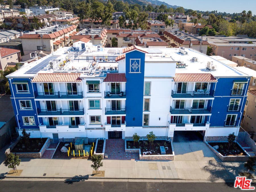Property photo for 10132 Commerce Avenue, Tujunga, CA