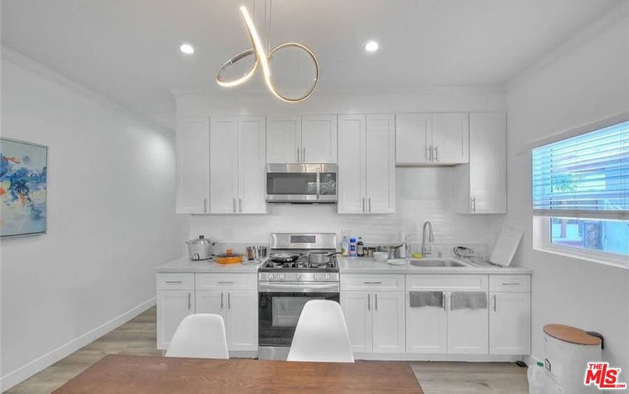 Property photo for 2927 S Catalina Street, #2925, Los Angeles, CA