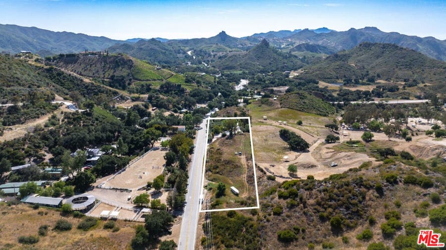 Property photo for 31341 Mulholland Highway, Malibu, CA