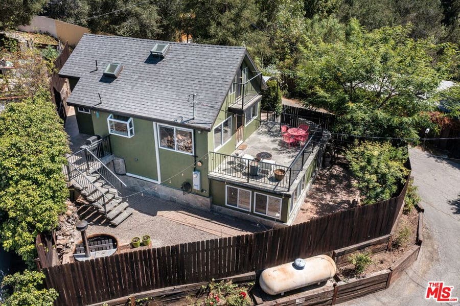 Property photo for 21549 Summit Trail, Topanga, CA