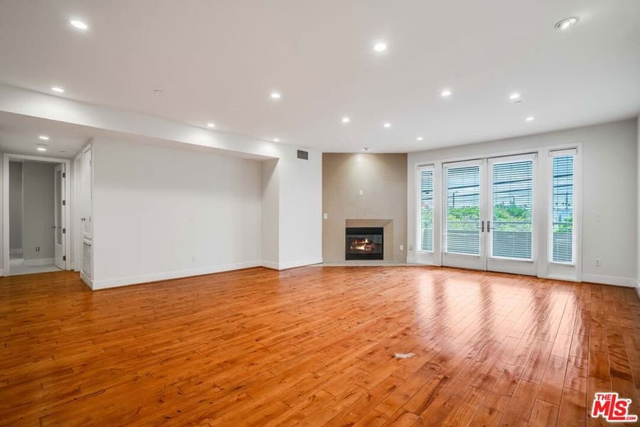 Property photo for 1517 S Bentley Avenue, #304, Los Angeles, CA