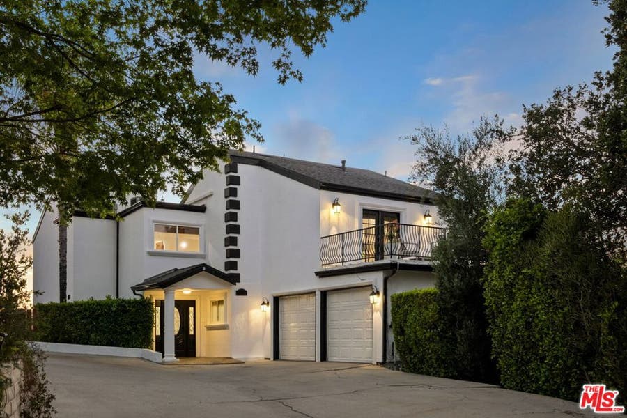 Property photo for 4927 Alatar Drive, Woodland Hills, CA