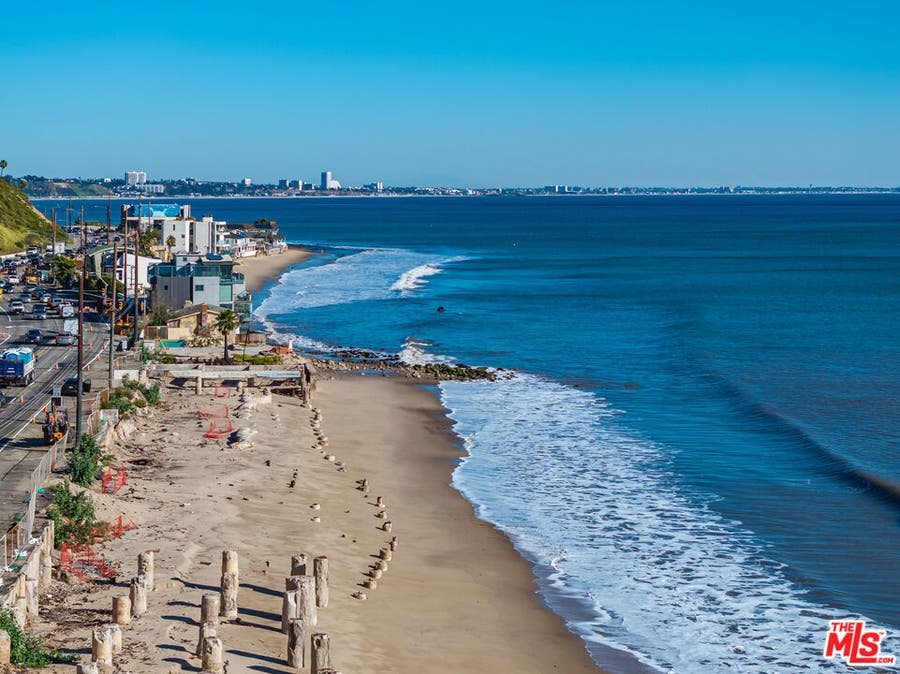 Property photo for 19042 Pacific Coast Highway, Malibu, CA