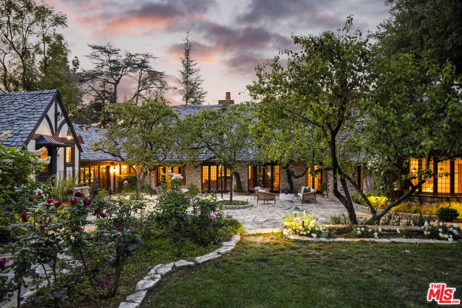 Property photo for 4934 Queen Florence Lane, Woodland Hills, CA