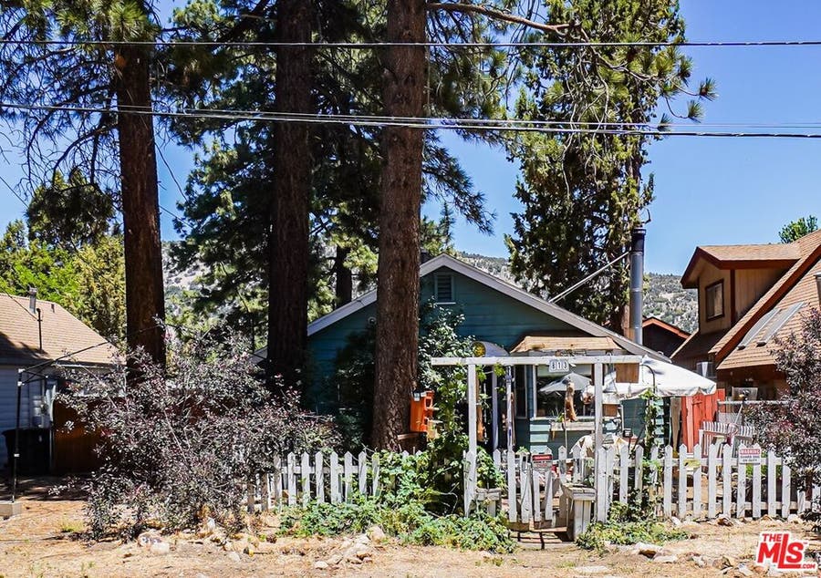 Property photo for 813 E Mountain View Boulevard, Big Bear City, CA