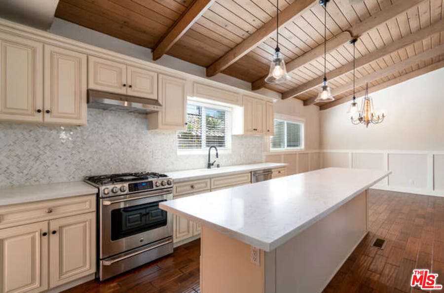 Property photo for 1604 OAK Avenue, Manhattan Beach, CA