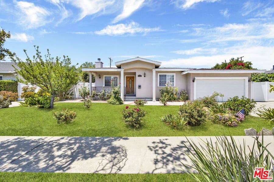 Property photo for 10109 Gloria Avenue, North Hills, CA