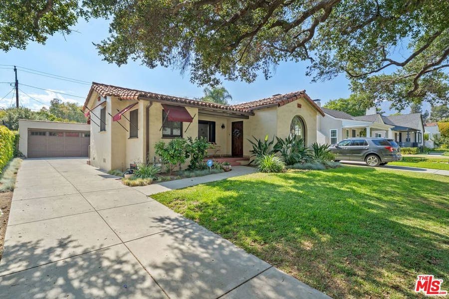 Property photo for 1119 Bella Vista Avenue, Pasadena, CA