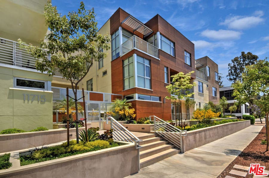 Property photo for 11715 W BELLAGIO Road, #204, Los Angeles, CA