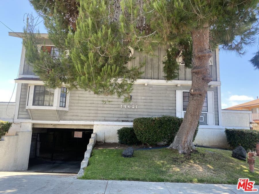 Property photo for 14621 S Berendo Avenue, #7, Gardena, CA