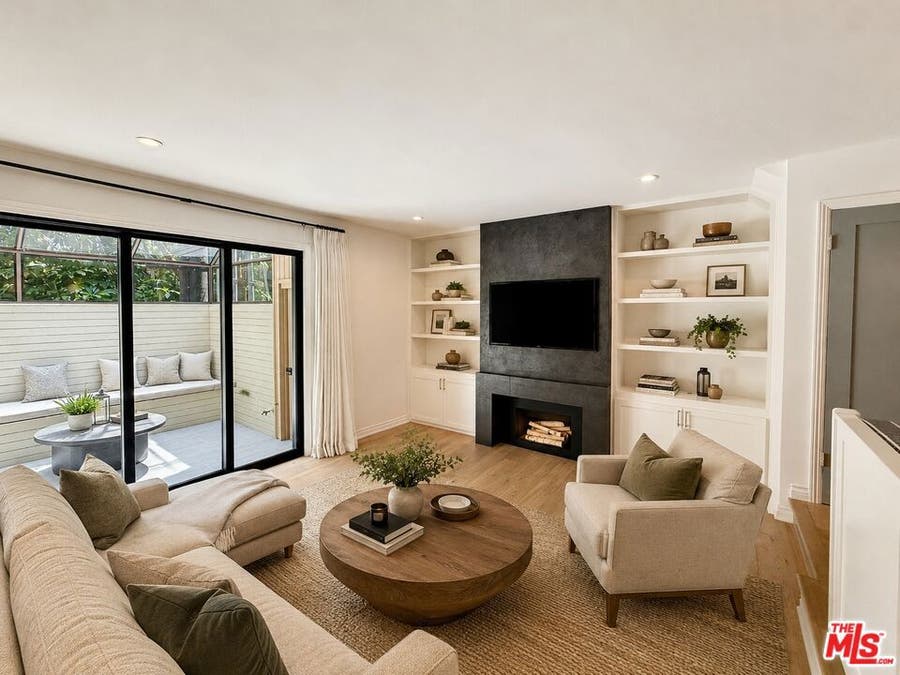 Property photo for 853 Larrabee Street, #6, West Hollywood, CA