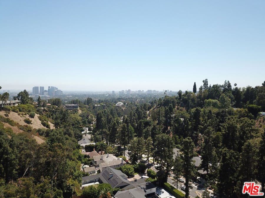 Property photo for 1422 Lindacrest Drive, Beverly Hills, CA