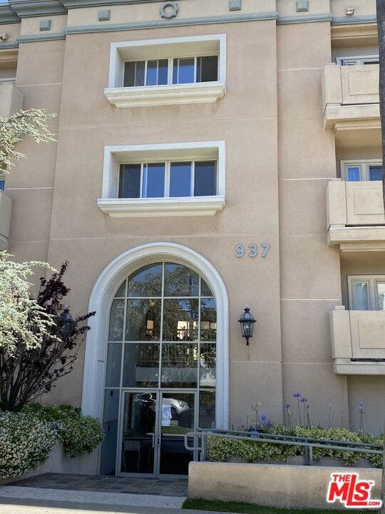 Property photo for 937 12th Street, #101, Santa Monica, CA