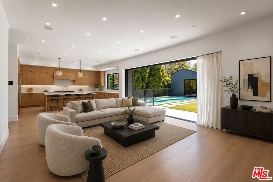 Property photo for 5347 Amigo Avenue, Tarzana, CA