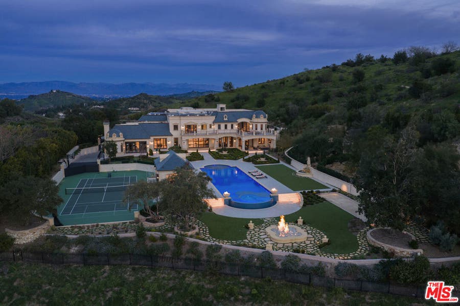 Property photo for 25300 Prado De La Magia, Calabasas, CA