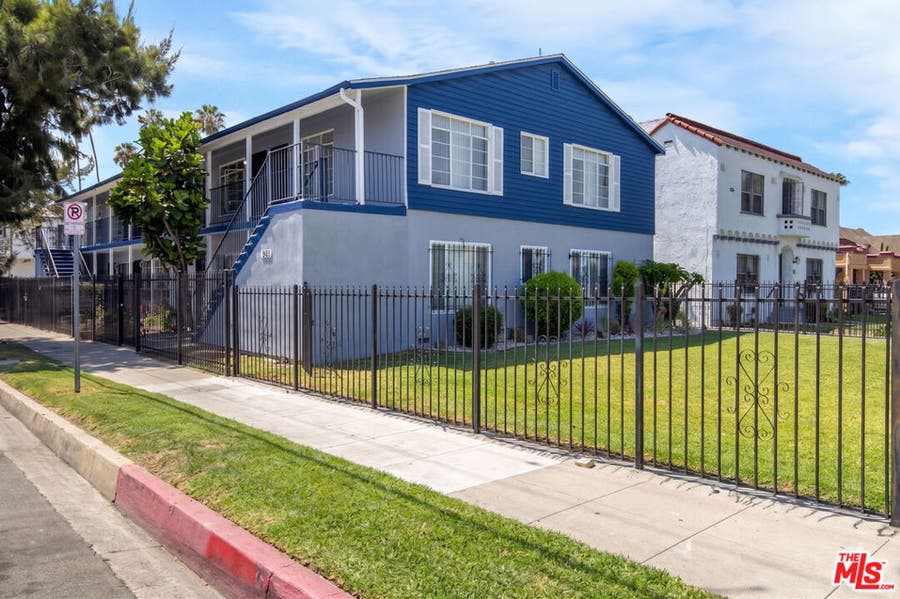 Property photo for 3101 W 48th Street, Los Angeles, CA