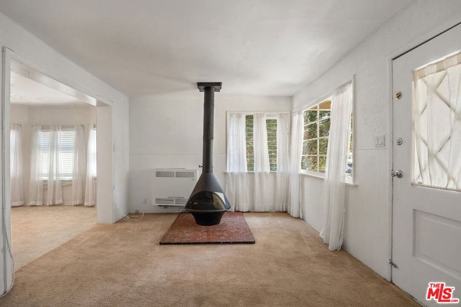 Property photo for 435 Raymond Avenue, Santa Monica, CA