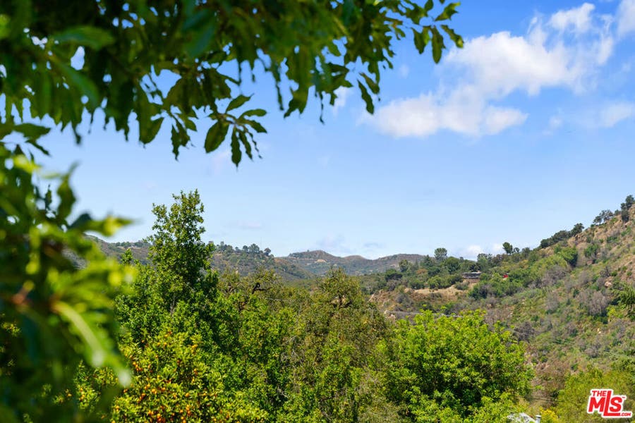 Property photo for 19639 Vision Drive, Topanga, CA