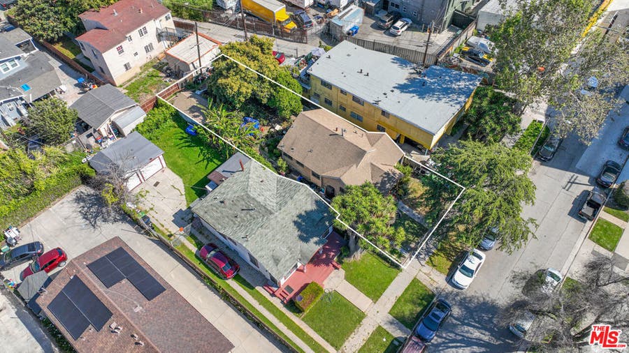 Property photo for 2524 S Sycamore Avenue, Los Angeles, CA