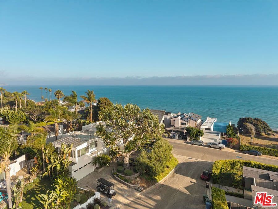 Property photo for 4908 Bunnie Lane, Malibu, CA